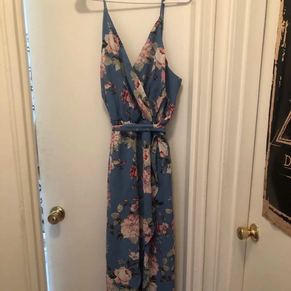 Floral maxi dress!